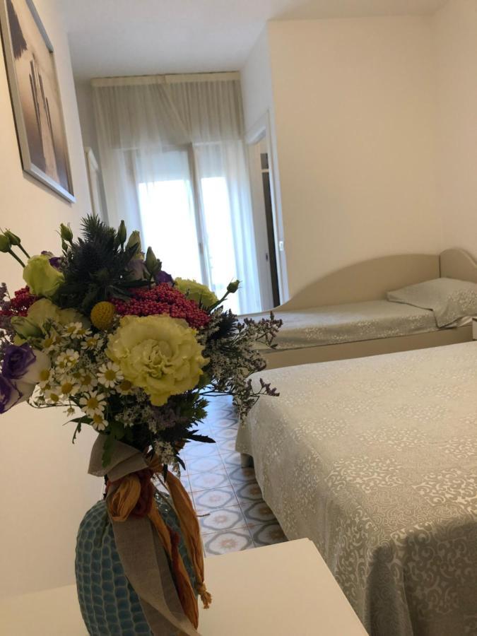 Hotel Calypso Bellaria-Igea Marina Extérieur photo