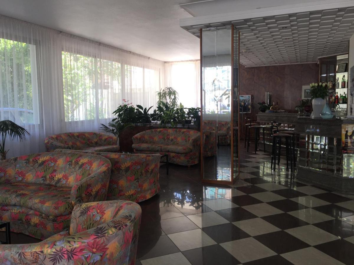 Hotel Calypso Bellaria-Igea Marina Extérieur photo