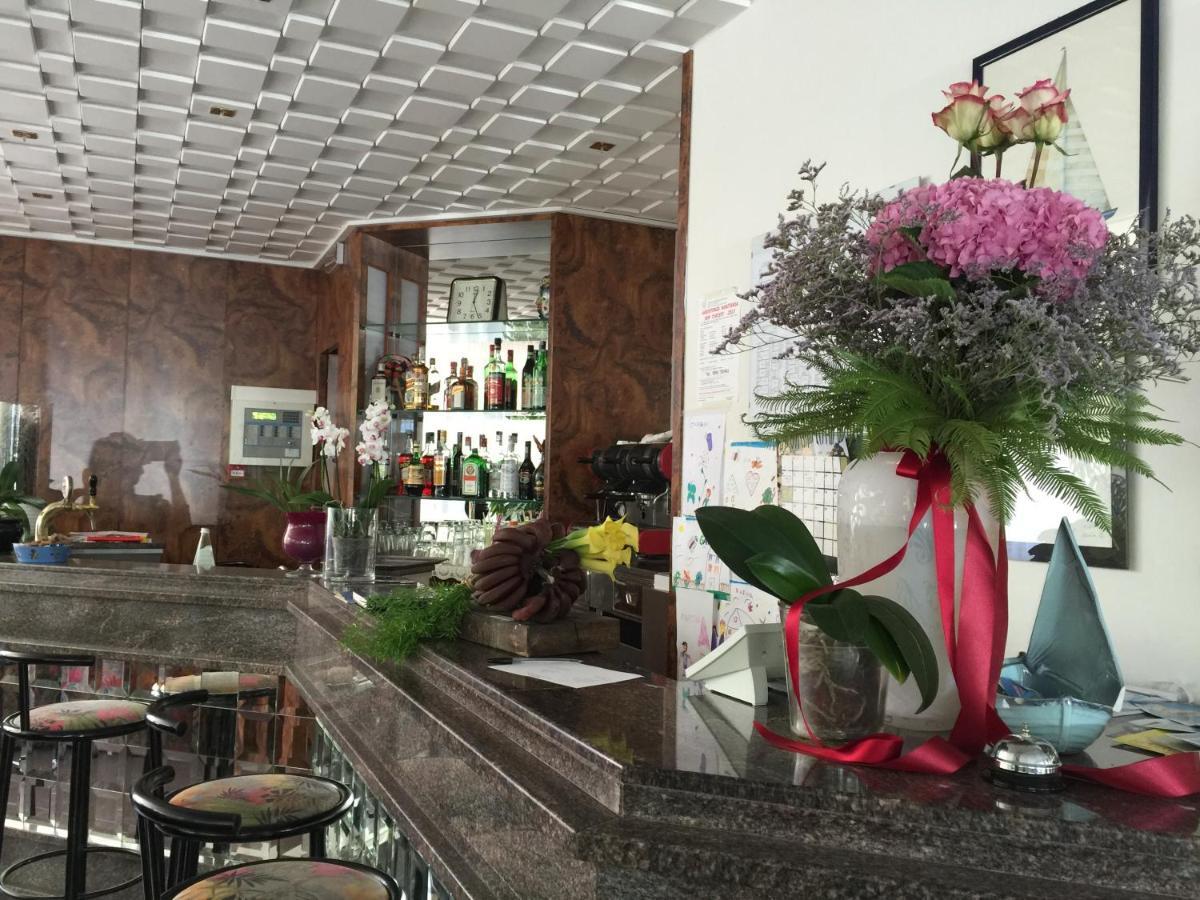 Hotel Calypso Bellaria-Igea Marina Extérieur photo