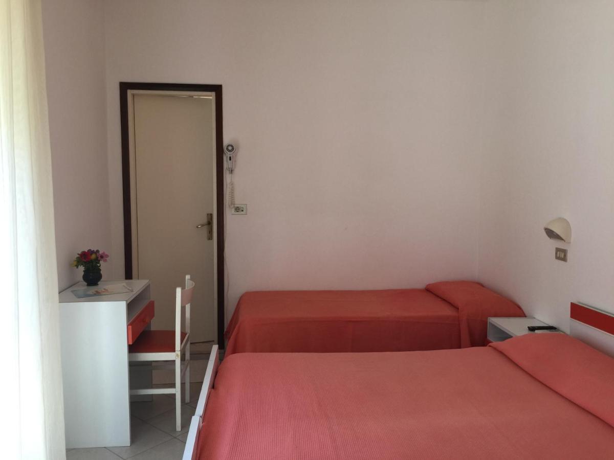 Hotel Calypso Bellaria-Igea Marina Extérieur photo